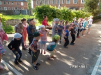 russia-sad.ru/tula/uzl/mkdou9/news-14-15/20150526_Tanc_flashmob_03.jpg